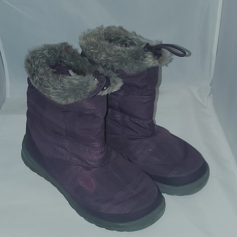 The North Face Nuptse snowboots